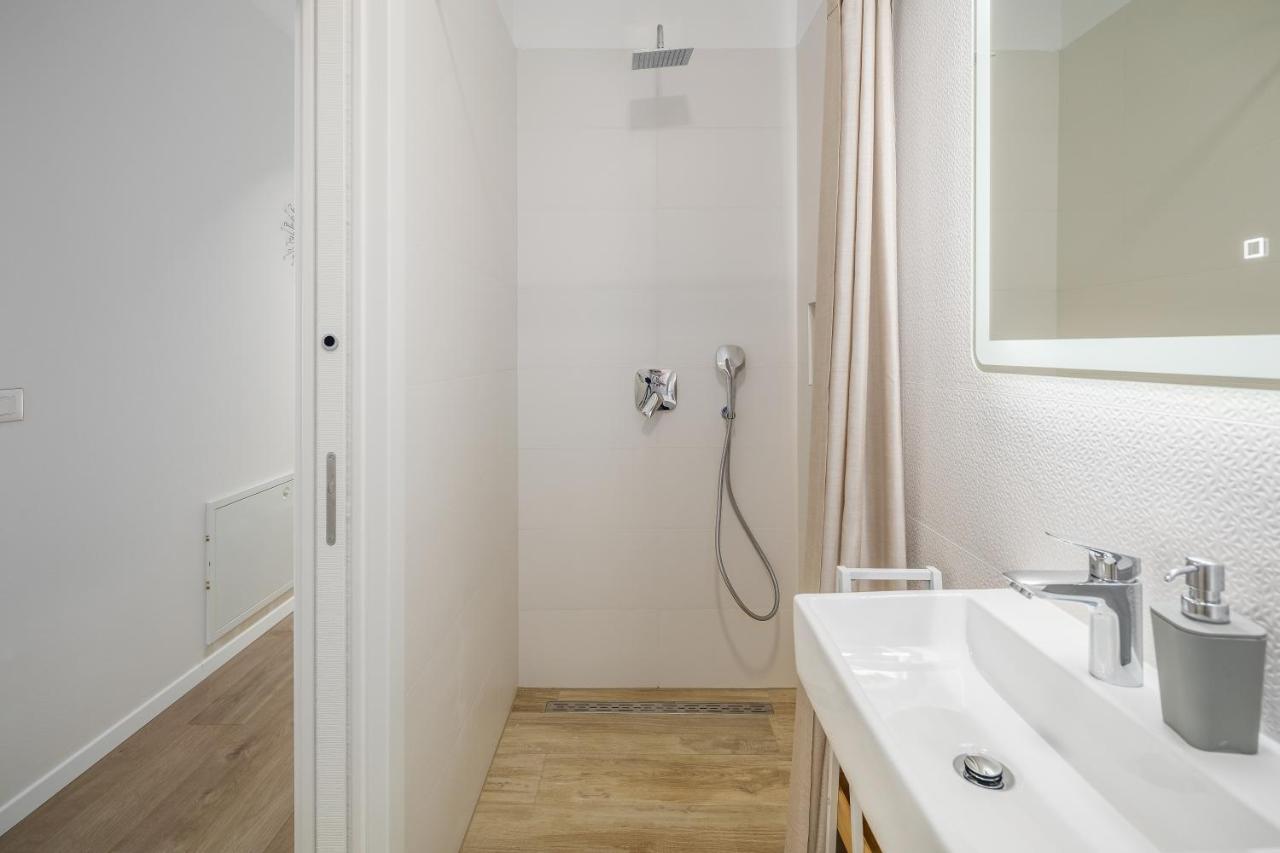 Apartment Nina & Mauro 波雷奇 外观 照片